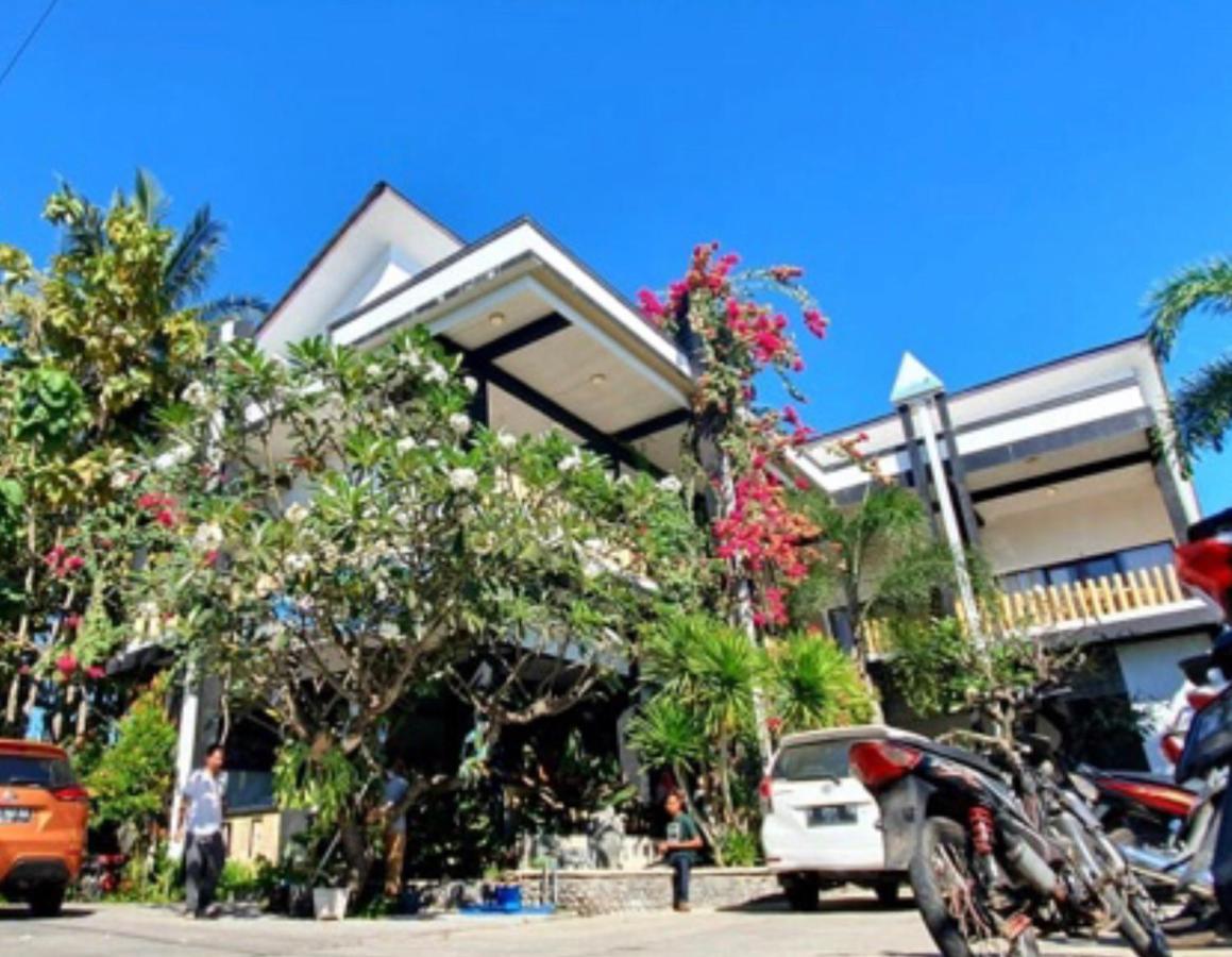 Rudytrekker Guest House Senaru Exterior foto